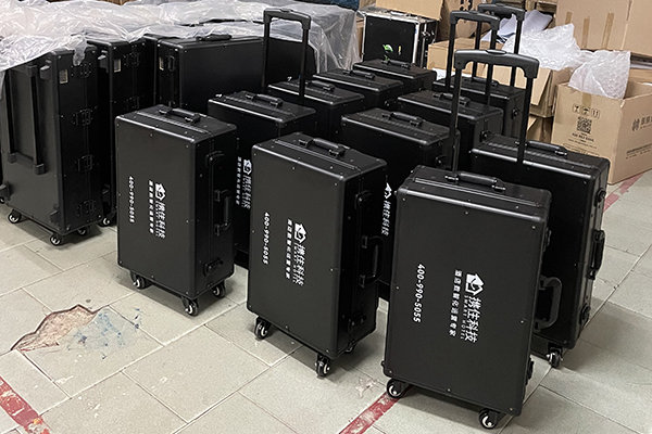 航空箱、拉杆手提箱