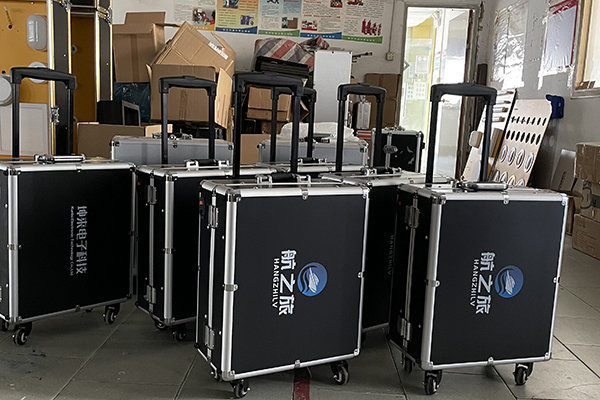 航空箱、拉杆手提箱