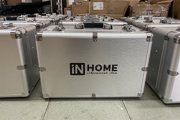 航空箱、拉杆手提箱