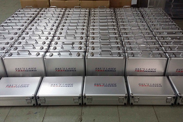 航空箱、拉杆手提箱